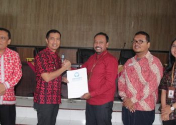 Walikota Siantar Terima Hasil Penilaian Kepatuhan Standar Pelayanan Publik