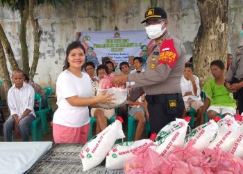 Menyambut HUT ke -74 Bhayangkara, Polsek Perdagangan Gelar Bakti Sosial ke Rumah Ibadah dan Panti