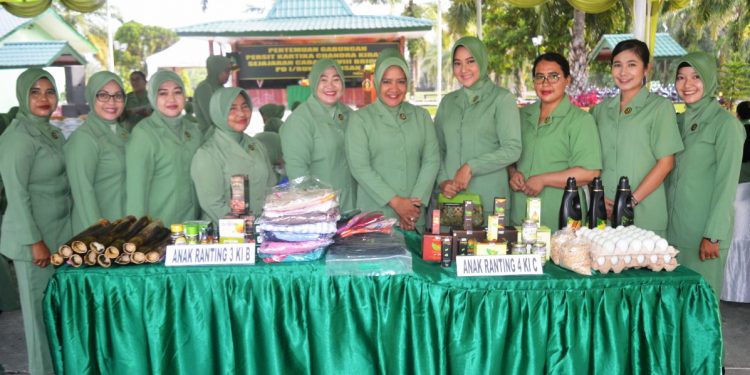 Jalin Keakraban, Arisan Persit Sejajaran Brigif 7 PD I Bukit Barisan Digelar di Batalyon 122 Tombak Sakti