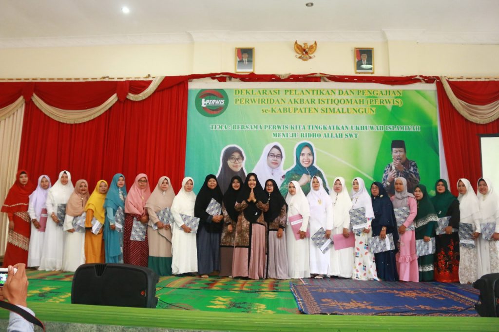 Deklarasi PERWIS dan Pelantikan Pengurus Kecamatan se-Simalungun Deklarasi PERWIS dan Pelantikan Pengurus Kecamatan se-Simalungun