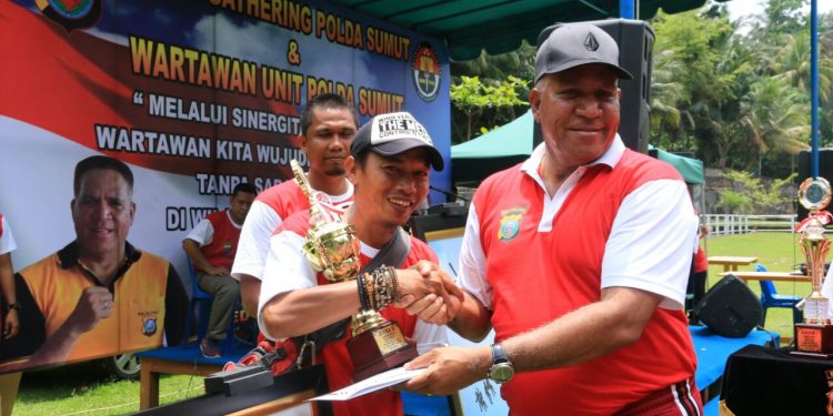 Kapolda Sumut Adakan Family Gathering Bersama Wartawan Kapolda Sumut Adakan Family Gathering Bersama Wartawan