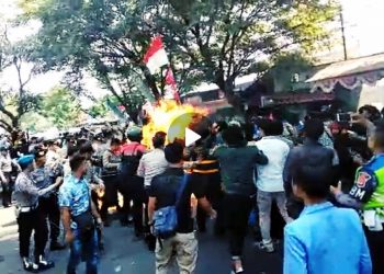 Bripda FA Simbolon, Satu dari Tiga Polisi yang Terbakar saat Amankan Demo