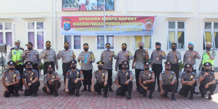 Sembilan Brigadir dan Seorang Perwira Polres Taput Naik Pangkat Setingkat