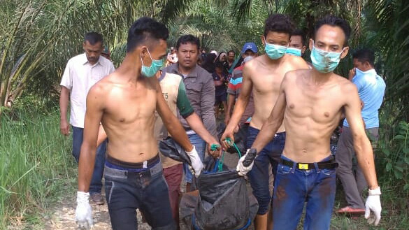 Diduga Korban Pembunuhan, Wanita ini Ditemukan Tewas dengan Lakban Di Mulut Diduga Korban Pembunuhan, Wanita ini Ditemukan Tewas dengan Lakban Di Mulut