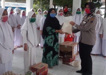Sambut HUT Ke -74 Bhayangkara, Polres Madina Melaksanakan Bhakti Sosial ke Panti Asuhan Siti Aisyah