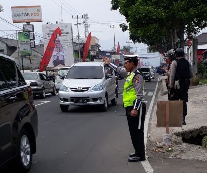 Antisipasi Macet di Jalur Puncak Bogor, Polisi Percepat Jadwal Sistem Satu Arah