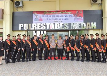30 Personil Polrestabes Medan Wisuda Purna Bhakti
