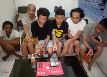 Penggerebekan Malam Jumat, 6 Pria Diamankan dari Satu Kamar