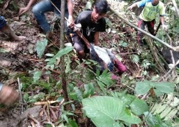 Minibus Raja Napogos Terjun ke Sungai, Tiga Penumpang Tewas