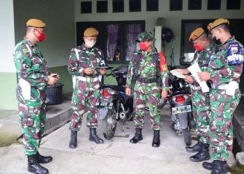 Yonarmed 2/105 Periksa Kendaraan Prajurit dari Rumah ke Rumah