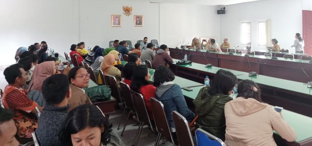 Isu Pengutipan Uang Perpanjangan SK Guru Honorer di Simalungun Merebak Isu Pengutipan Uang Perpanjangan SK Guru Honorer di Simalungun Merebak