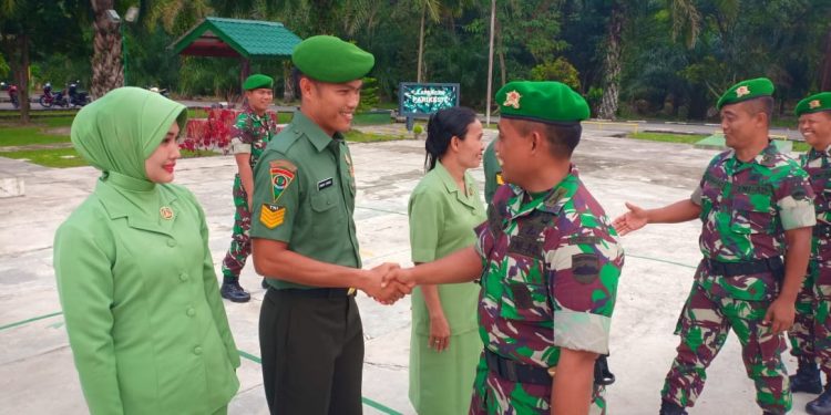 Upacara Kenaikan Pangkat di Yonif 122 Tombak Sakti