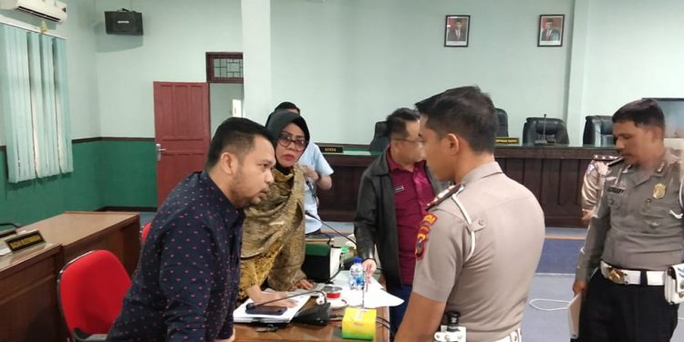 Hasil RDP di DPRD Siantar, Arus Lalulintas Jalan Cipto Diminta Kembalikan Seperti Semula Hasil RDP di DPRD Siantar, Arus Lalulintas Jalan Cipto Diminta Kembalikan Seperti Semula