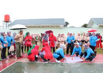 Korem 032/WBR Gelar Aneka Lomba Tradisional Meriahkan HUT Ke -74 RI