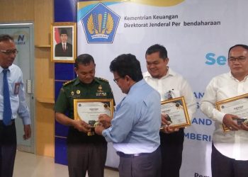 Rindam I/ Bukit Barisan Raih Sertifikat KPPN Sebagai Satker Kinerja Terbaik SM II 2018