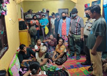 Asik Nongkrong di Tempat Pejual Gorengan, Irnawati Sianturi Tak Sadar Anaknya Risky Sitorus Tewas Tenggelam di Saluran Irigasi Asik Nongkrong di Tempat Pejual Gorengan, Irnawati Sianturi Tak Sadar Anaknya Risky Sitorus Tewas Tenggelam di Saluran Irigasi