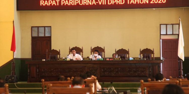 Walikota Siantar Sampaikan Nota Jawaban atas Pemandangan Umum Fraksi-fraksi DPRD