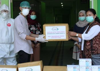 Peduli Penanggulangan Covid-19, Bhayangkari Serdang Bedagai Sumbangkan APD ke RSUD Sultan Sulaiman
