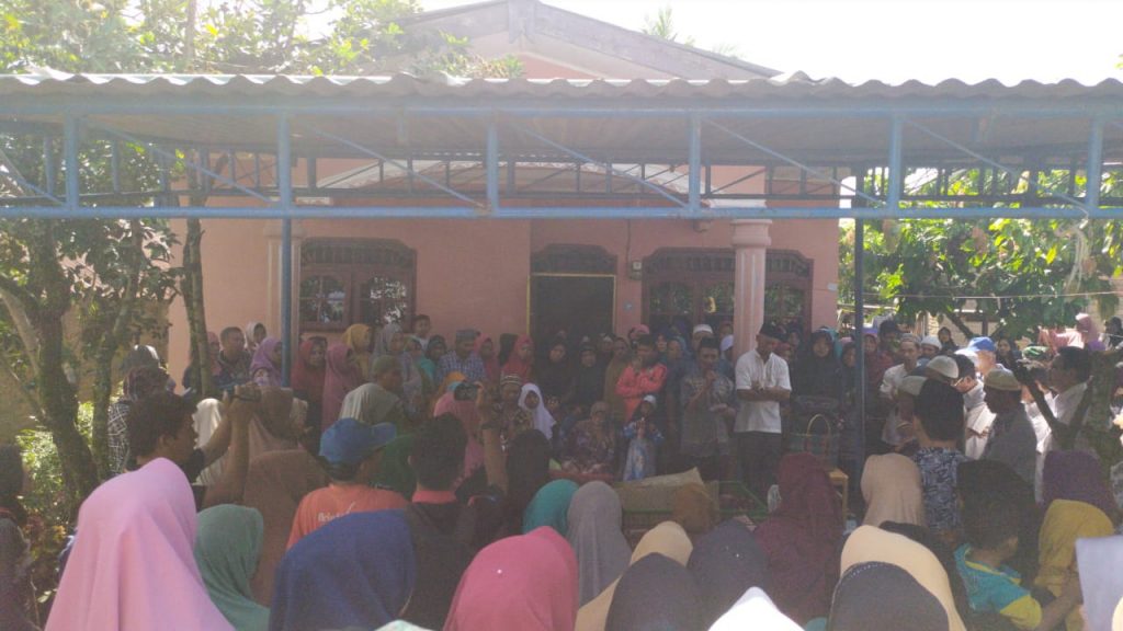 Sri Wati Korban Banjir di Simalungun Dimakamkan Hari Ini Sri Wati Korban Banjir di Simalungun Dimakamkan Hari Ini