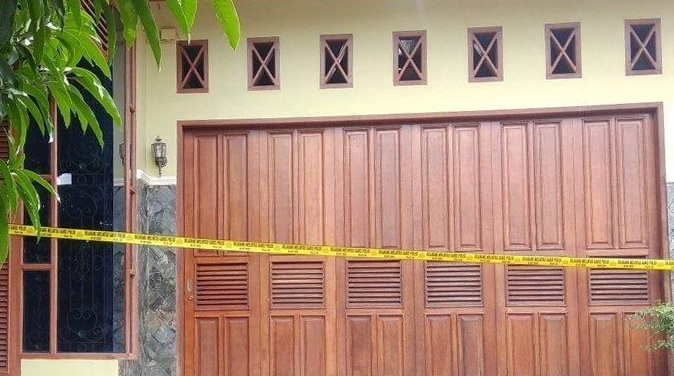 Jenni Boru Situmorang Dibunuh di Rumah Mewah Majikannya Jenni Boru Situmorang Dibunuh di Rumah Mewah Majikannya