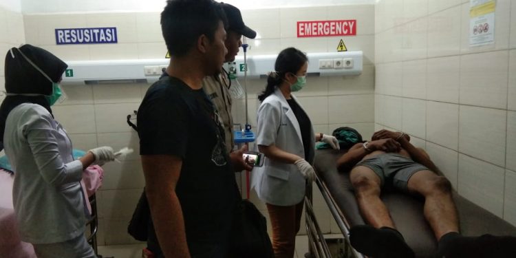 Rusdi Dalimunte Babak Belur Dihajar Warga Usai Tertangkap Curi Sepedamotor Mahasiswa Rusdi Dalimunte Babak Belur Dihajar Warga Usai Tertangkap Curi Sepedamotor Mahasiswa