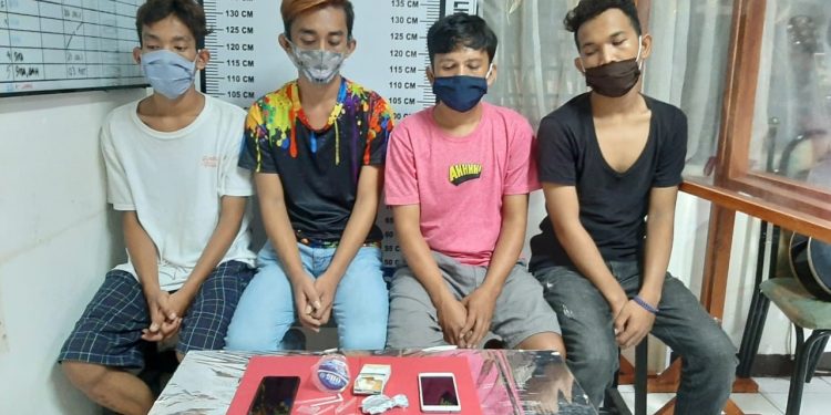 Elyakim dan 3 Temannya Pesta Sabu di Kamar City Hotel Siantar