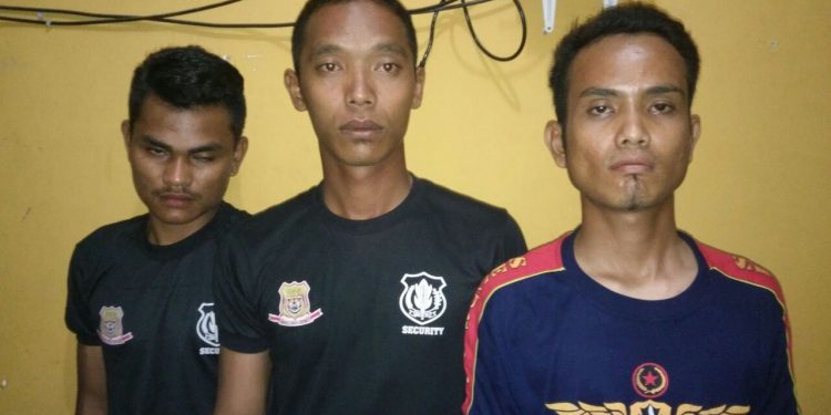 Gawat ! Tiga Security Suzuya Ketangkap Nyabu di Toilet Mushola Gawat ! Tiga Security Suzuya Ketangkap Nyabu di Toilet Mushola