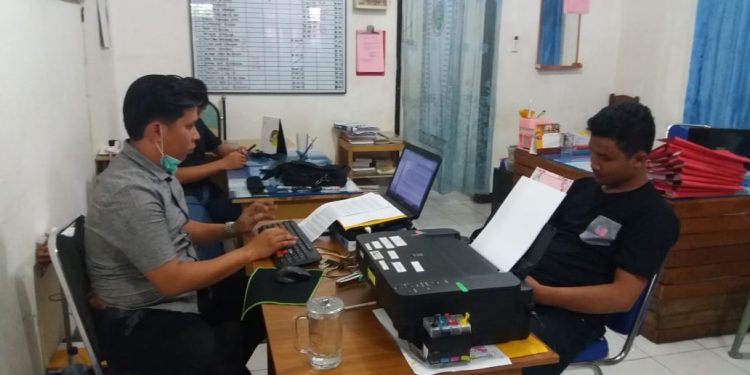 Jual Sabu Online lewat Facebook, Dua Pria Diamankan Dari Warnet 911 Siantar