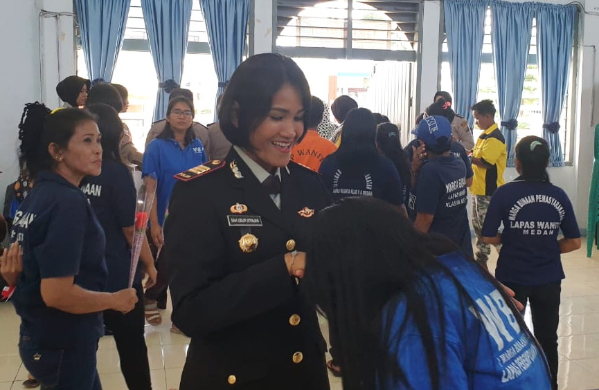 Sambut HUT Polwan ke-71, Kapolsek Medan Helvetia Sambangi Lapas Perempuan