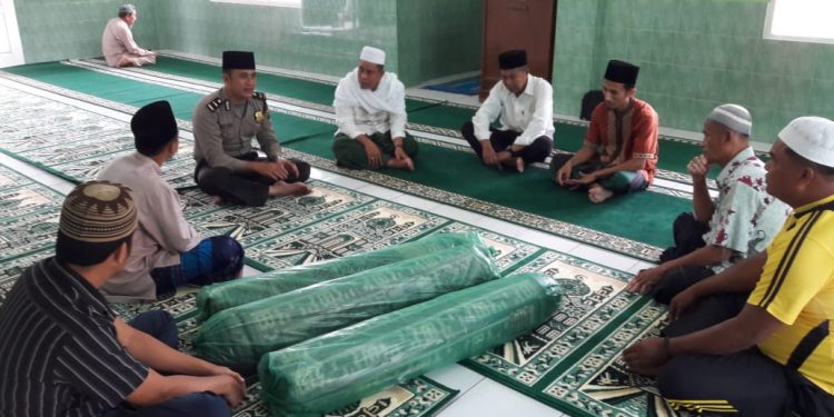 Safari Jumat, Polres Nias Berikan Sumbangan Ke Sejumlah Masjid