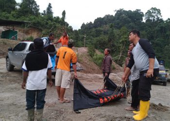 Jenazah Zoin Paribo Siregar, Operator Escavator yang jatuh ke Sungai Akhirnya Ditemukan