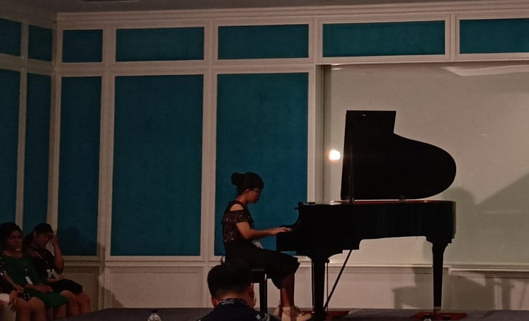 Harumkan Nama Siantar, 7 Siswa Sanggar Musik Grace Menang di De Vier Piano Competition Harumkan Nama Siantar, 7 Siswa Sanggar Musik Grace Menang di De Vier Piano Competition