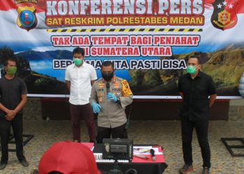 Penjahat Bersenjata Samurai Ditembak Mati di Medan
