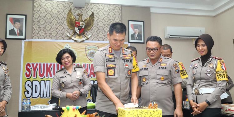 Kapolrestabes Medan Rayakan Hut SDM Polri ke-68