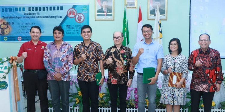 Seminar Kegawatdaruratan Jantung dan Paru serta Donor Darah di HUT RS Vita Insani