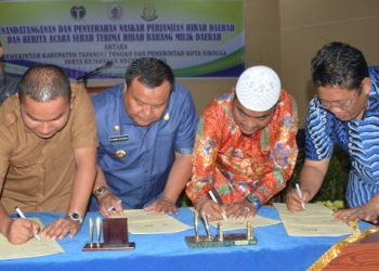 Pemko Sibolga dan Pemkab Tapteng serta Kejari Sibolga Tandatangani Serah Terima Hibah Daerah