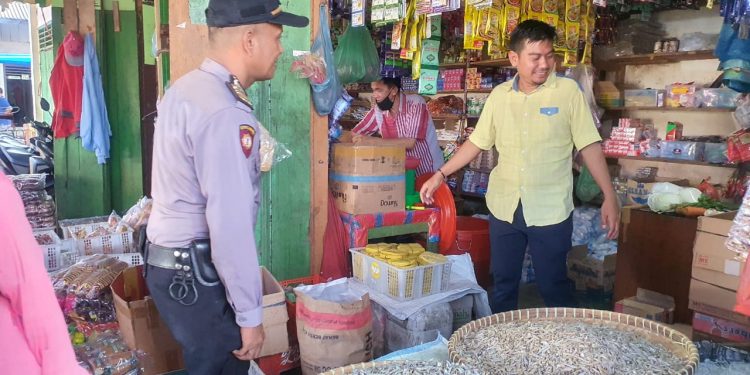 Pantau Ketersedian Sembako, Polsek Pantai Cermin Cek Pasar Tradisional Pantau Ketersedian Sembako, Polsek Pantai Cermin Cek Pasar Tradisional