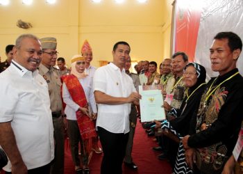 Di Era Jokowi, Walikota dan BPN Bagikan 300 Sertifikat Tanah kepada Warga Siantar