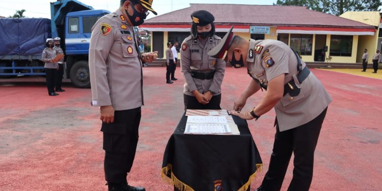 Kapolres Dairi AKBP Leonardo Simatupang Pimpin Sertijab Kasat Reskrim, Binmas dan Kabag Sumda