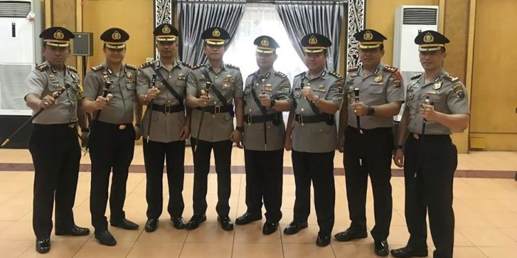 Budi Pardamean Saragih Sah Kapolres Siantar, Heribertus Oppusunggu ke Simalungun