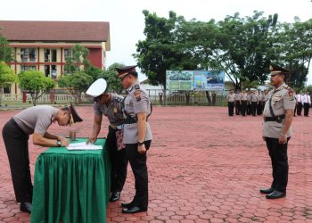 Kapolres Nias Pimpin Upacara Serah Terima Jabatan Kasat Reskrim