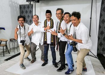 Photografer Mari Pro ‘Geleng Kepala’ Liat Sikap Djarot-Sihar Saat Photo Sesion
