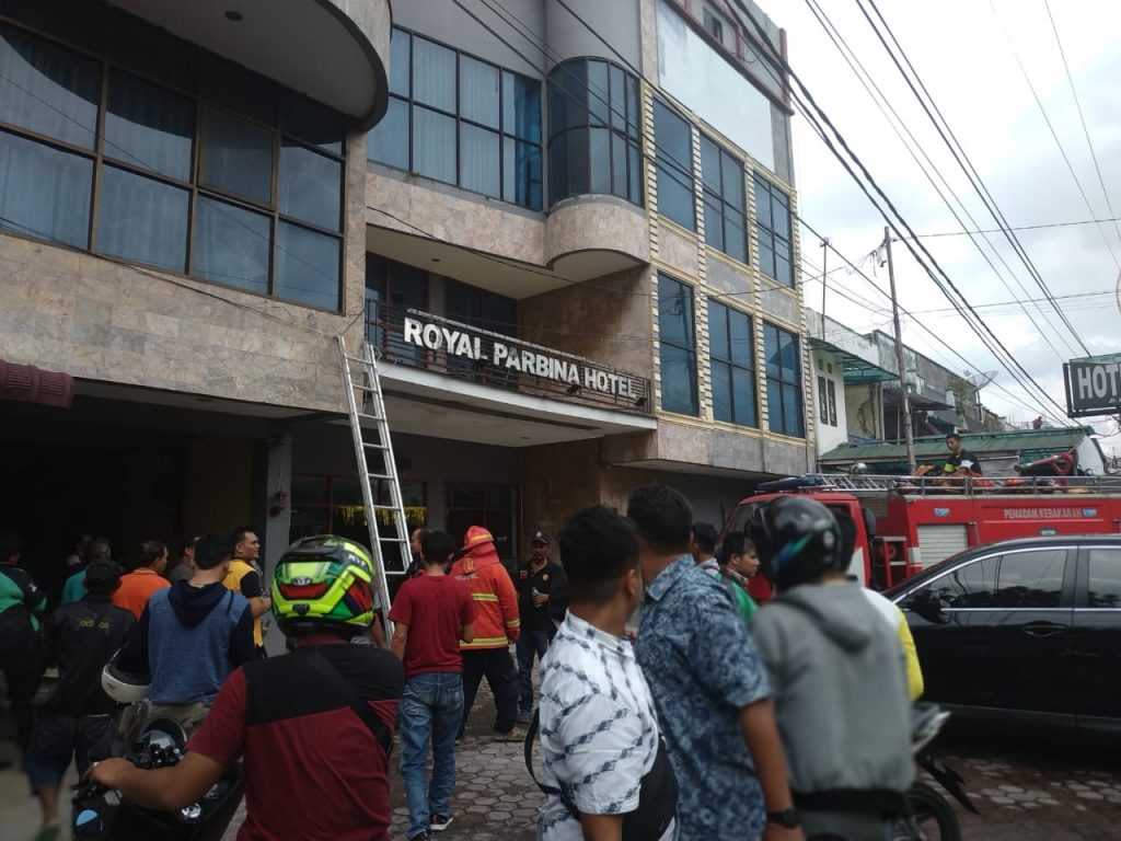 Di Siantar Heboh Kebakaran Hotel, Di Binjai Puluhan Pekerja Pabrik Mancis Tewas Terpanggang Di Siantar Heboh Kebakaran Hotel, Di Binjai Puluhan Pekerja Pabrik Mancis Tewas Terpanggang