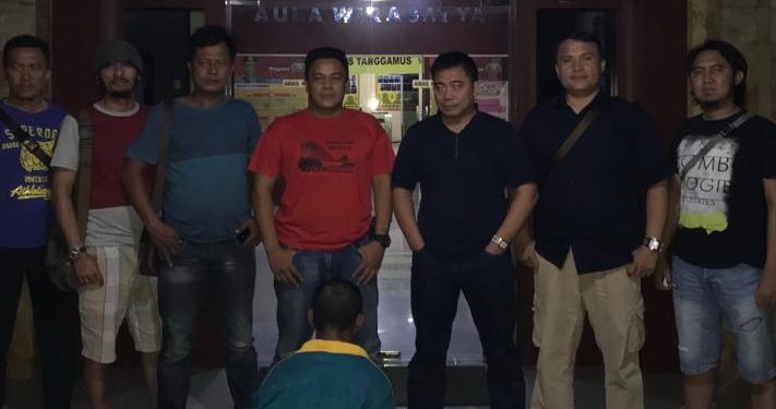 Sering Siapkan Air Mandi lalu Cabuli Keponakan, Perampok Sadis Dibekuk Sering Siapkan Air Mandi lalu Cabuli Keponakan, Perampok Sadis Dibekuk