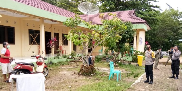 Kapolres Sibolga AKBP Triyadi Kunjungi Pasien Covid-19 di Wisma Atlet Aek Parombunan