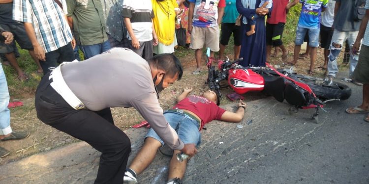 Lakalantas Beruntun di Perdagangan, Jefri Sidabutar Warga Ajibata Tewas, Eva Panjaitan Luka Berat Lakalantas Beruntun di Perdagangan, Jefri Sidabutar Warga Ajibata Tewas, Eva Panjaitan Luka Berat
