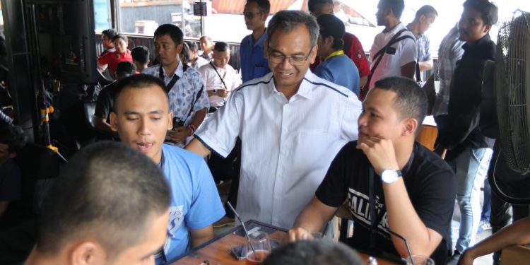 Menyapa Gamers, Sihar Ingatkan Jangan Lupa Mencoblos Menyapa Gamers, Sihar Ingatkan Jangan Lupa Mencoblos