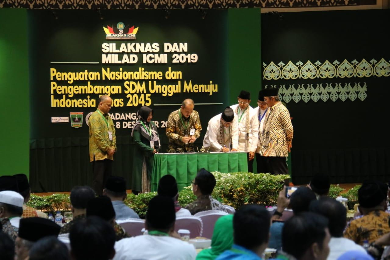 Pangdam I/BB Mayjen TNI MS Fadhilah Sambut Kunjungan Perdana Wapres di Padang Pangdam I/BB Mayjen TNI MS Fadhilah Sambut Kunjungan Perdana Wapres di Padang