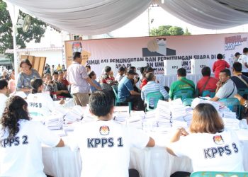 Simulasi Pemungutan Suara, Petugas KPPS Grogi dan Butuh Waktu Lama Hitung Logistik