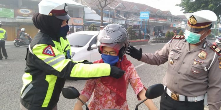 Ops Patuh Krakatau 2020, Polres Lampung Barat Giat Simpatik Ops Patuh Krakatau 2020, Polres Lampung Barat Giat Simpatik